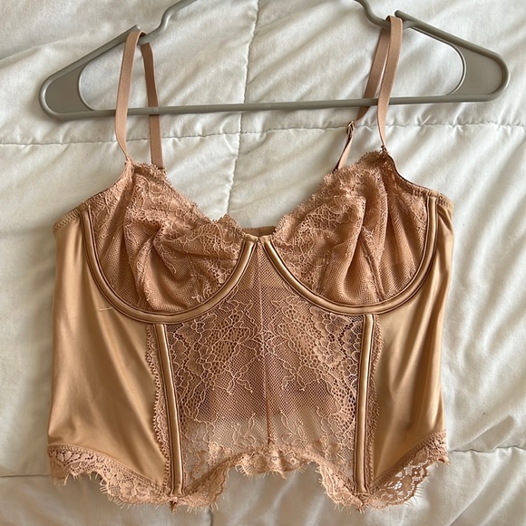 Never worn Abercrombie corset nude top - Picture 1 of 2